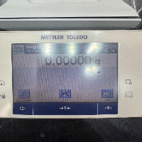 Mettler Toledo XSE105DU Analytical Balance image 2